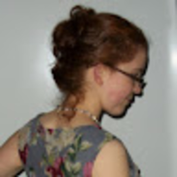 Meet your Posher, Ruth - Picture 1 of 1